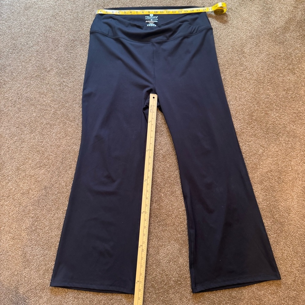 Black Flare Leggings Plus Size 3X by Velocity Athletic Stretch Workout Pants - Picture 4 of 5